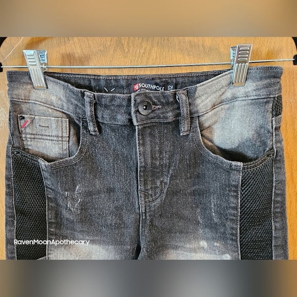 Southpole Black Distressed Jean Shorts - Picture 2 of 9